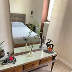 Mama's 阿巴迪拉里纳